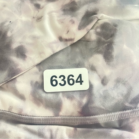 Lululemon Align Pant 28" *Criss Cross Waist Size 8 26364 - Picture 10 of 10